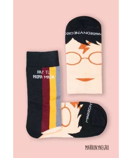 13803 Calcetines Harry Potter  «Haz tu propia magia»